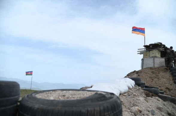 ВС Азербайджана открыли огонь по армянским позициям в районе Ерасха – Минобороны Армении