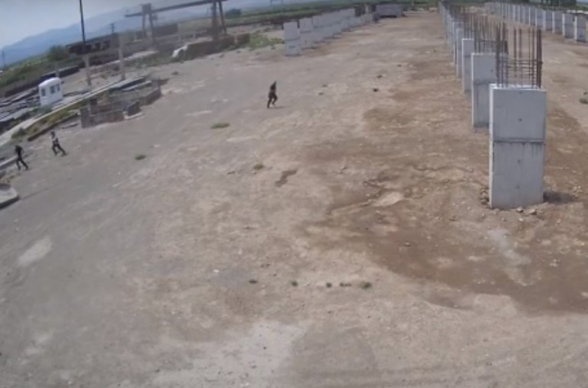 Ադրբեջանցիները կրակել են Երասխում կառուցվող գործարանի ուղղությամբ (տեսանյութ)