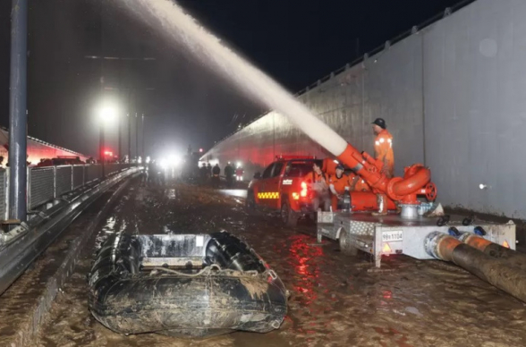 Ջրհեղեղ Հարավային Կորեայում. թունելից դուրս է բերվել 13 դի