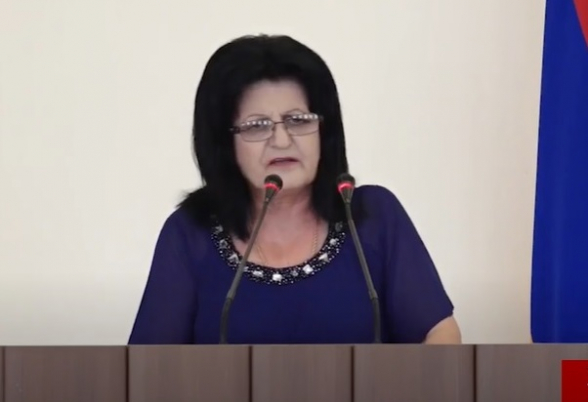 В НС Арцаха оскорбительное выступление в адрес Пашиняна сопроводили аплодисментами (видео)