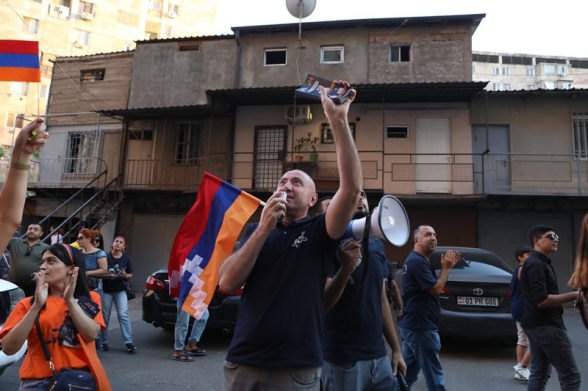 Члены блока «Мать Армения» проводят встречи с жителями общины Нор Норк (видео)