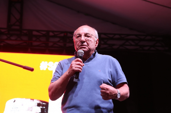 Վազգեն Մանուկյան․