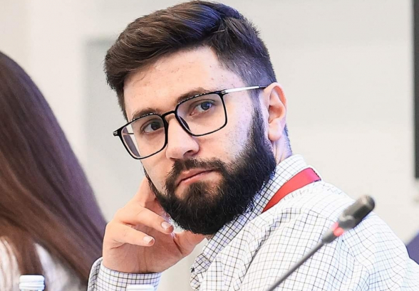 Եվ այս ամբողջ ճգնաժամը մեկ կոնկրետ անձի հեղինակած աղետն է...