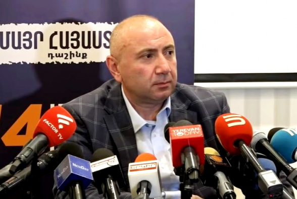 «Мы видим шанс для полной смены власти»: пресс-конференция лидера блока «Мать Армения» Андраника Теваняна (видео)