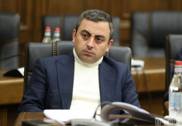 Շրջանառվող լուրերը կեղծ են․ մենք ևս ողջ ներուժով լծված ենք արցախահայ մեր հայրենակիցների կենսական անհրաժեշտության խնդիրները լուծելու աշխատանքներին