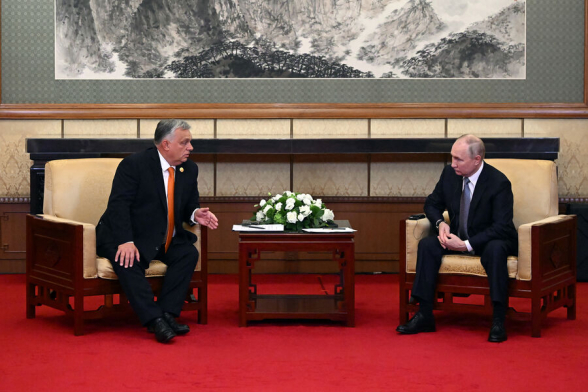 США заявили о недовольстве встречей Орбана и Путина в Китае