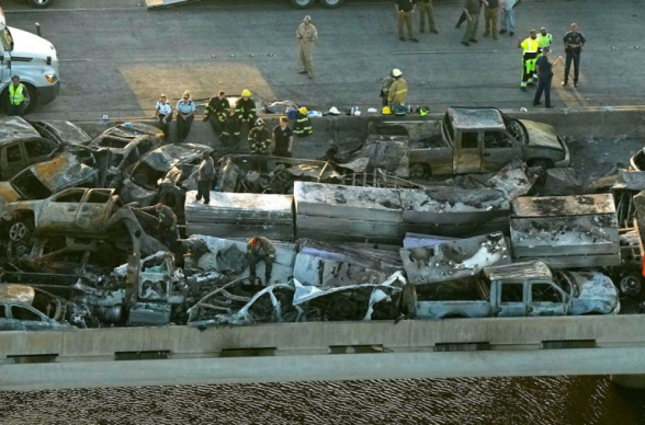 Շղթայական ավտովթար` ԱՄՆ-ում, կամրջի վրա բախվել է 158 ավտոմեքենա (տեսանյութ)