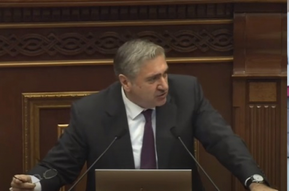 Беспрецедентный «успех»: госдолг вырастет до 12 млрд долларов