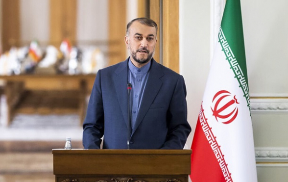 Глава МИД Ирана отверг причастность Тегерана к атаке беспилотника на корабль ВМС США