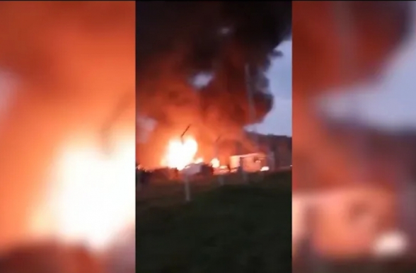 Погребение обугленных тел спустя 2 месяца после трагедии: жертвами стали 420 человек