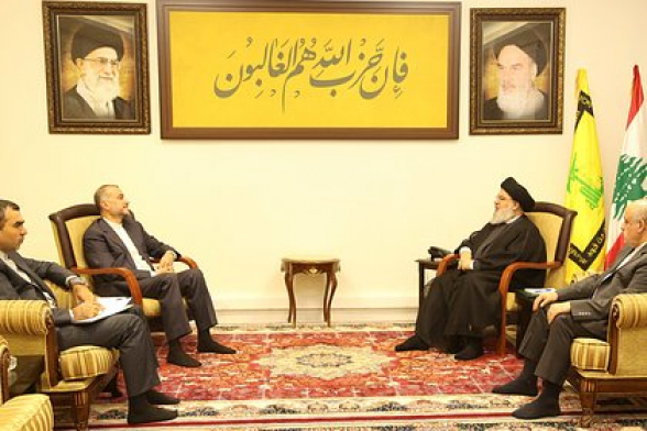 глава МИД Ирана встретился в Ливане с генсеком «Хезболлах»