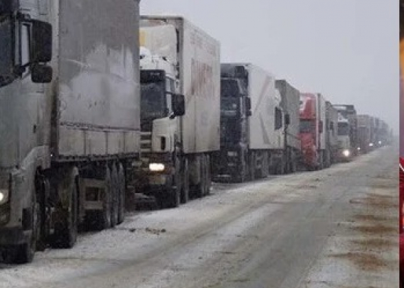 750 բեռնատար դուրս է եկել ՀՀ սահմանից. հակառակ ուղղությամբ մոտ 900 բեռնատար կա. մաքսային կցորդ