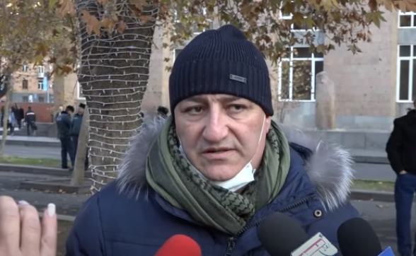 Рыбоводы провели акцию протеста перед зданием Правительства (видео)