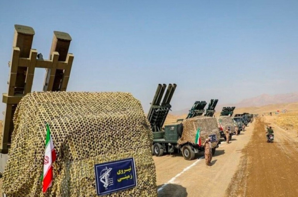 Иран провел военные учения на границе с Ираком