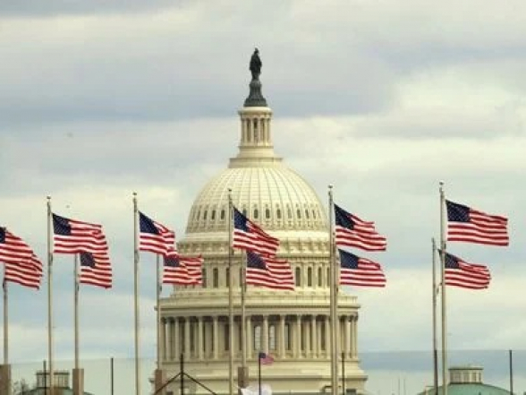 Конгресс США принял закон, обязывающий правительство рассекречивать записи, связанные с НЛО