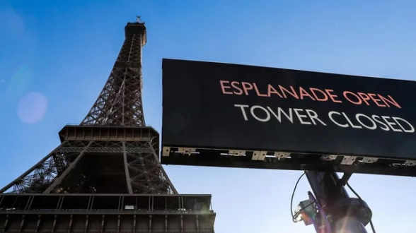 Эйфелева башня закрылась из-за забастовки сотрудников