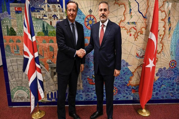 Глава МИД Турции заявил о необходимости немедленного и полного прекращения огня в Газе