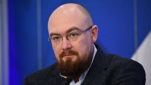 Говорить о том, что сотрудничество ЕС и Армении перерастёт в полноценное членство, просто абсурд – Денис Денисов (видео)