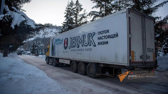 В России приостановили продажу отдельных партий воды бренда «Джермук»
