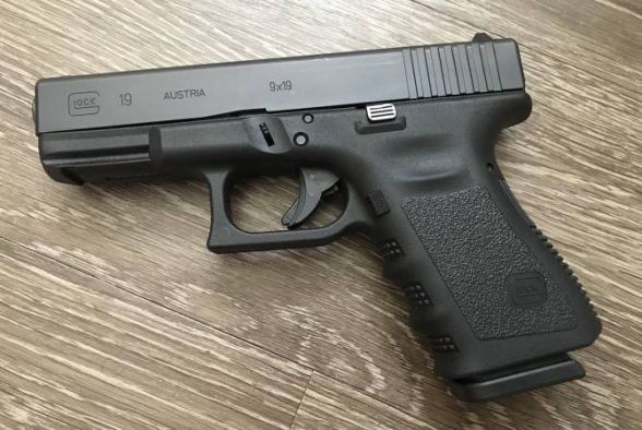 Аппарат Пашиняна вооружился пистолетами – «Жоховурд»