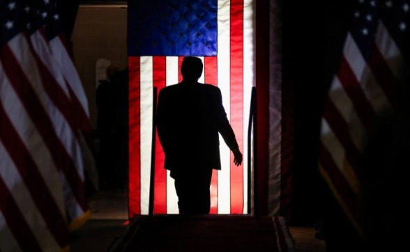 Трамп призвал отказаться от безвозмездной помощи Украине