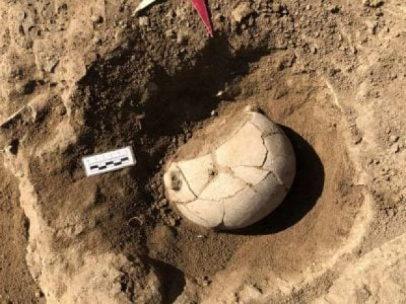 В Мексике нашли древнее захоронение с аккуратно сложенными костями