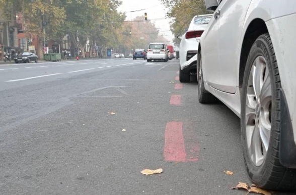 За парковку служебных автомобилей на «красных линиях» в Ереване будут платить налогоплательщики