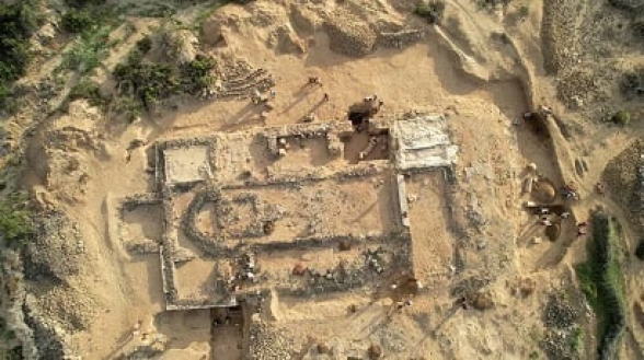 На месте города, исчезнувшего тысячи лет назад, обнаружили керамику, датируемую 1500 - 500 годами до н.э.