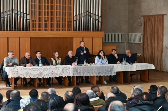 «Հայաստան» խմբակցության hանդիպումը քաղաքացիների հետ՝ Չարենցավանում