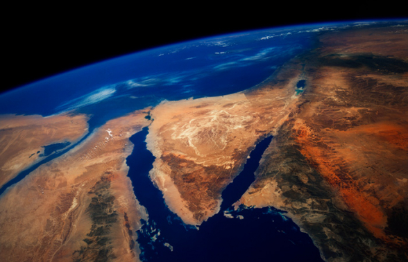 В Красном море перебиты кабели связи между Европой, Азией и Африкой