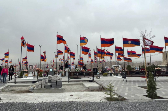 Տնօրեններին հրահանգել են զոհված զինվորների ծնողներին թույլ չտալ մտնել դպրոցներ և տեսնել Փառքի անկյունները. «Որդիների կանչ»