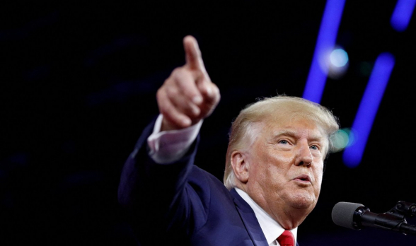 Трамп призвал Европу выделять помощь Украине наравне с США