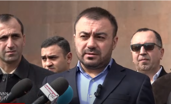 Ի՞նչ է կատարվում Քաղաքաշինության և ճարտարապետության վարչությունում․ մանրամասներ է հայտնում «Մայր Հայաստան» խմբակցության ղեկավարը (տեսանյութ)