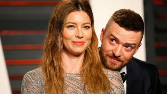 Դերասանուհի Ջեսիկա Բիլը նախընտրում է իր որդիներին պատմել «ճշմարտությունը» դաշտանային ցիկլի մասին