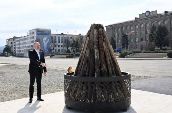 Ալիևն օկուպացված Ստեփանակերտում վառել է Նովրուզի խարույկը