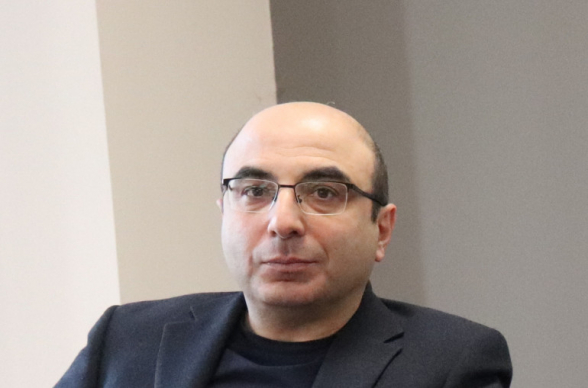 Երբ Ստոլտենբերգը Երևանում ասում է «ողջունում եմ Ձեր համերաշխությունը Ուկրաինայի հետ», նկատի ունի, որ ողջունում է մեր և Ուկրաինայի համերաշխ ճակատագրերը