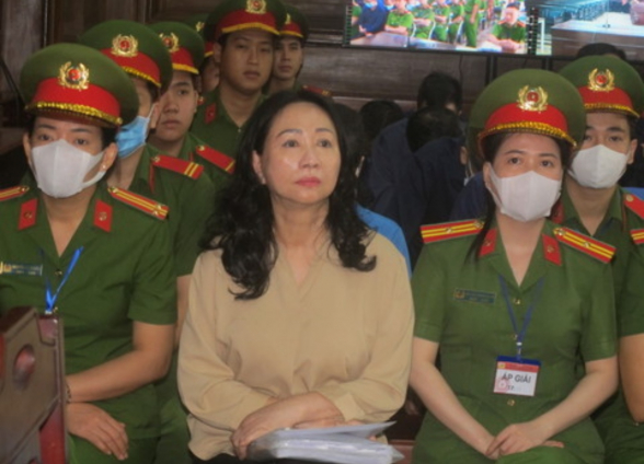 Во Вьетнаме запросили смертную казнь из-за пирамиды на $20 млрд