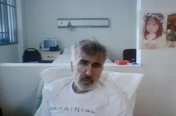 Грузинская оппозиция собрала 150 тыс. подписей за освобождение Саакашвили