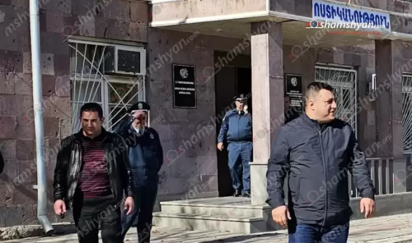 Ծեծկռտուք՝ Արարատի մարզում․ մասնակիցների մեջ են նաև Արարատի համայնքապետարանի պաշտոնյաները. ծեծվողներից մեկը կին է