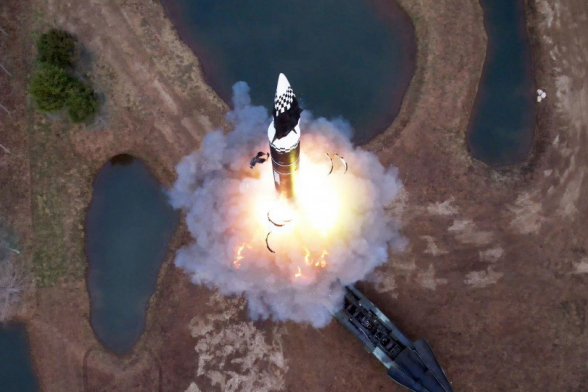 Северная Корея испытала ракету с гиперзвуковой боеголовкой