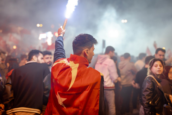 Полиция Турции задержала почти 90 участников протестов после выборов