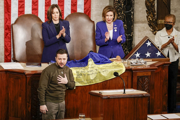 Зеленский заявил о жизненно важной для Украины помощи США