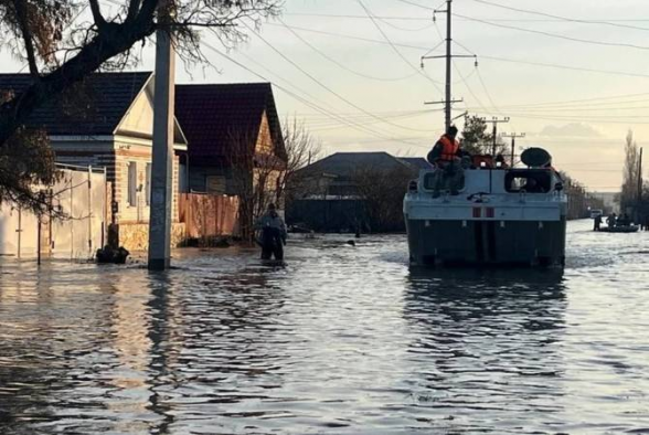 Ռուսաստանում հորձանքների պատճառով շարունակվում են մարդկանց տարհանումները (տեսանյութ)