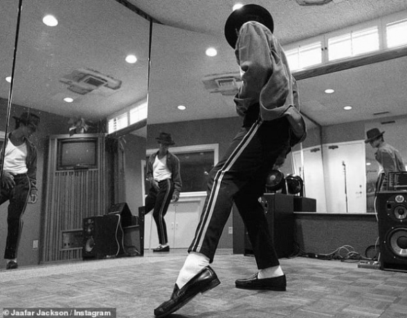 Մայքլ Ջեքսոնի մասին պատմող կենսագրական ֆիլմի առաջին կադրերը ցուցադրվել են CinemaCon-ով