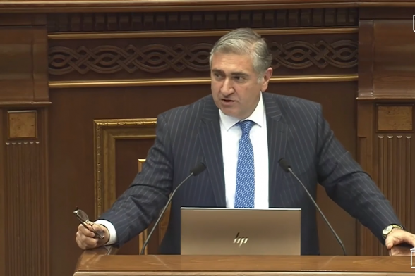 Չկարգավորված հակամարտությունը կարգավորեցիք ի նպաստ Ադրբեջանի․ Արթուր Խաչատրյանը՝ Փաշինյանին (տեսանյութ)