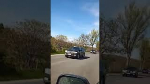 Հիմա նայեք սրա թիկնազորին․ Փաշինյանն առնվազն 30 մեքենայով է գնացել Ոսկեպար