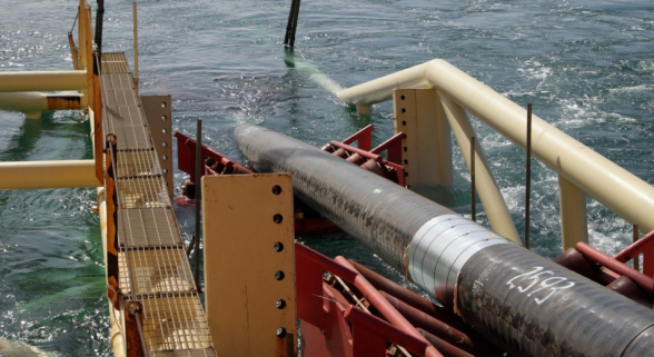 Казахстан изучит возможность провести нефтепровод по дну Каспия