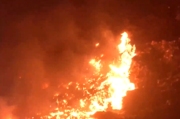 Հնդկաստանում այրվում է աշխարհի խոշորագույն աղբանոցներից մեկը