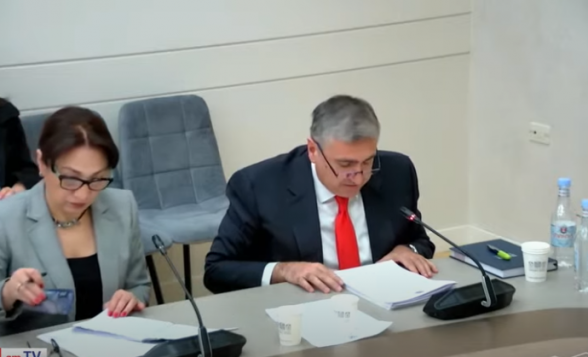 ԱԺ հանձնաժողովը մերժեց սահմանազատման վերաբերյալ ընդդիմության ներկայացրած նախագիծը (տեսանյութ)
