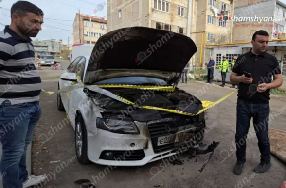 Նոր Գեղիում բախվել են «Mercedes»-ը, «06»-ն ու տրակտորը. պապը, տատը, դուստրն ու 2 թոռը տեղափոխվել են հիվանդանոց